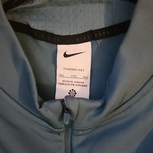 Nike running Therma Fit - long sleeve size XXL - half zip - Picture 4 of 5